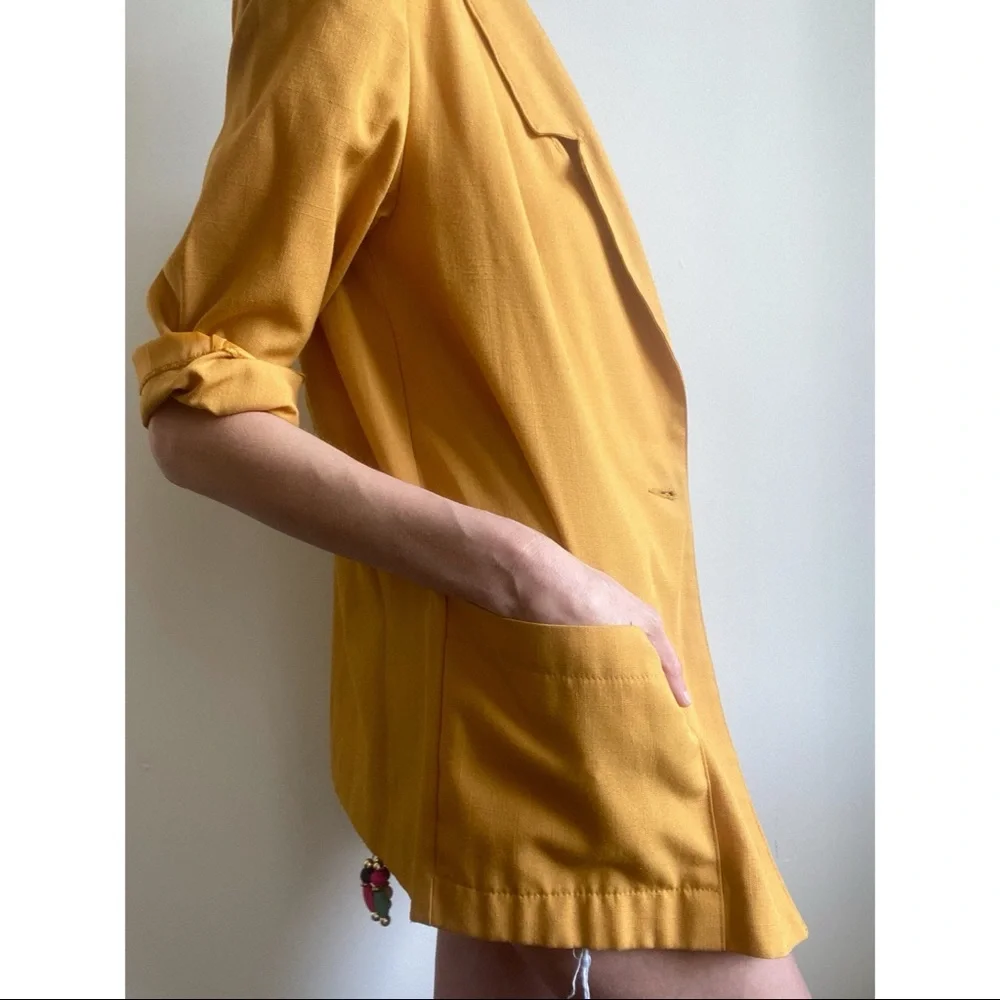 Vintage Oversized Blazer - Picture 3 of 8